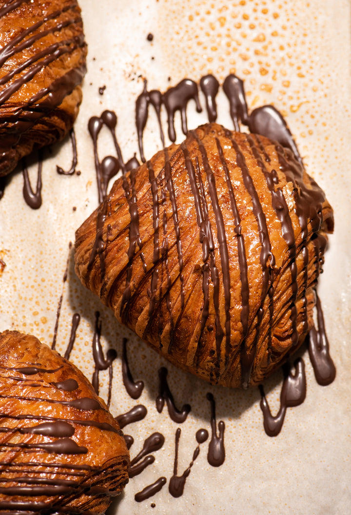 Chocolate Croissant (V)